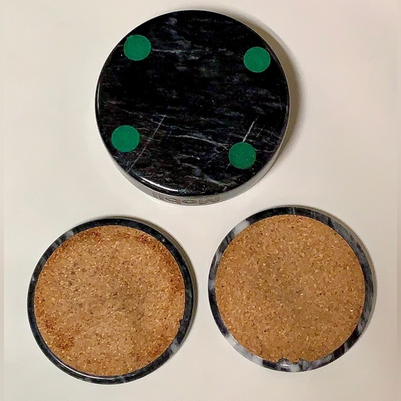 Vintage Executive Set of 2 Black Marble MOBIL Pegasus Logo Drink Coasters - Picture 14 of 16